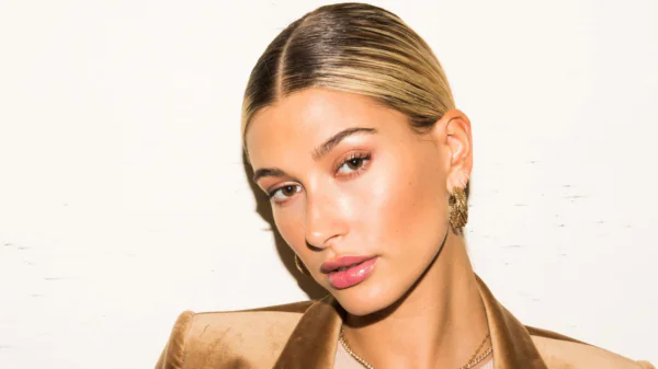 Hailey Baldwin Family 4