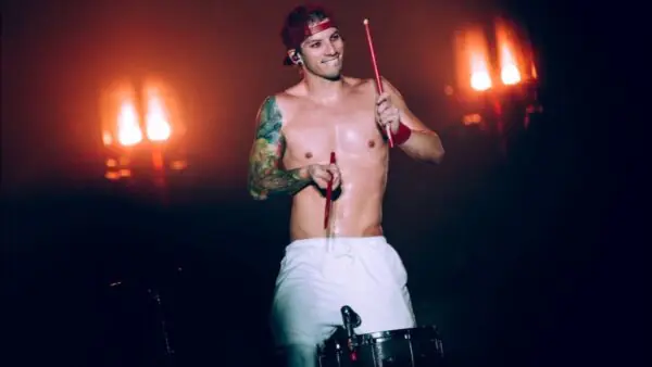 Josh Dun Shirtless 5