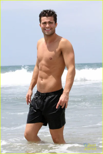 Peyton Meyer Shirtless