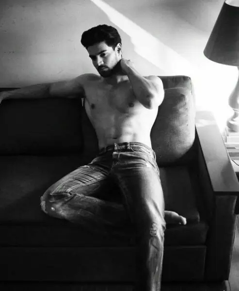Sooraj Pancholi Shirtless 3