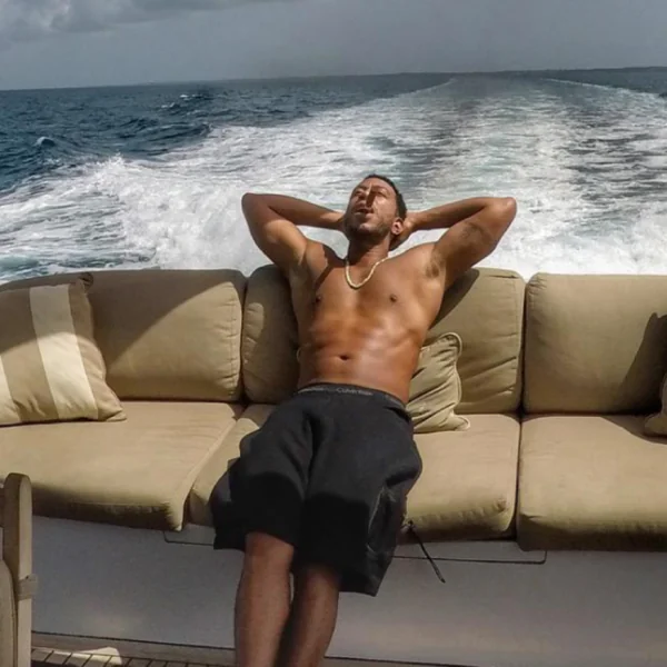 Ludacris Shirtless 2