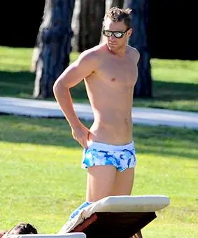 Manuel Neuer Shirtless 3