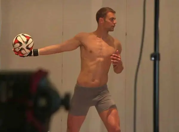 Manuel Neuer Shirtless