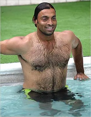 Shoaib Akhtar Shirtless