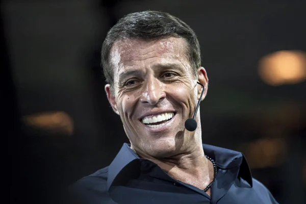 Tony Robbins Shirtless 3