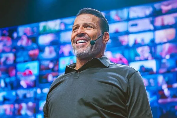 Tony Robbins Shirtless