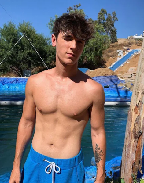 Bryce Hall Shirtless 2 Bryce Hall Shirtless 2