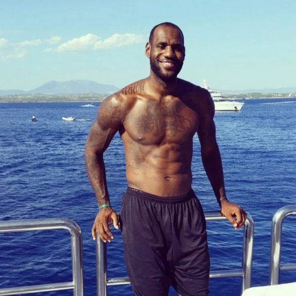 Chris Bosh Shirtless Chris Bosh Shirtless