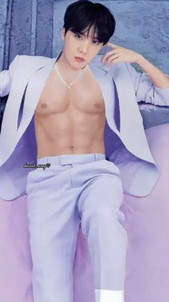 J Hope Shirtless 2