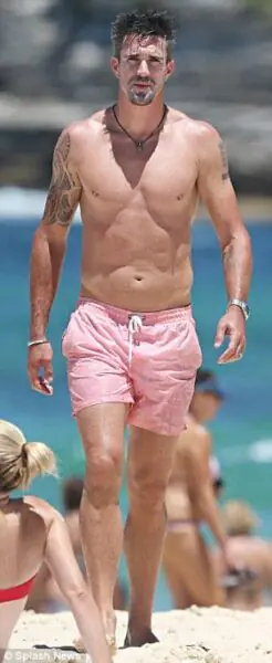 Kevin Pietersen Shirtless 2