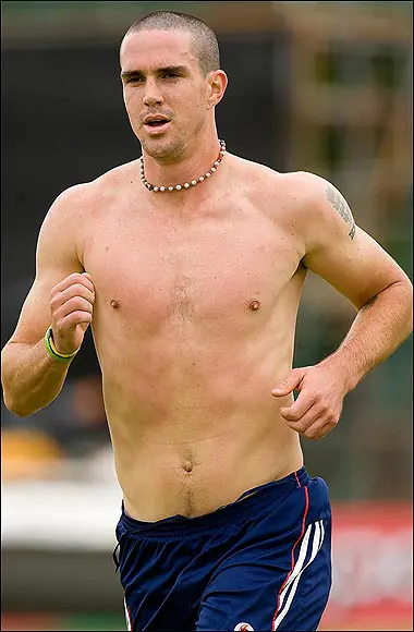 Kevin Pietersen Shirtless 4