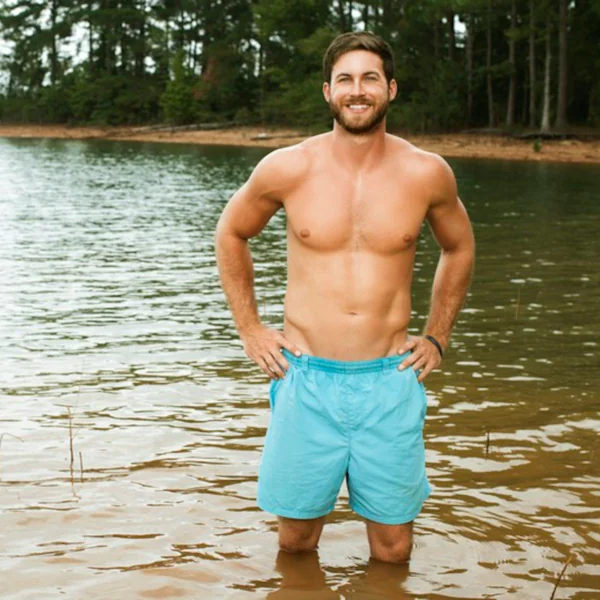 Riley Green Shirtless 2