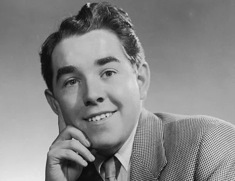 Ronnie Corbett Shirtless 5