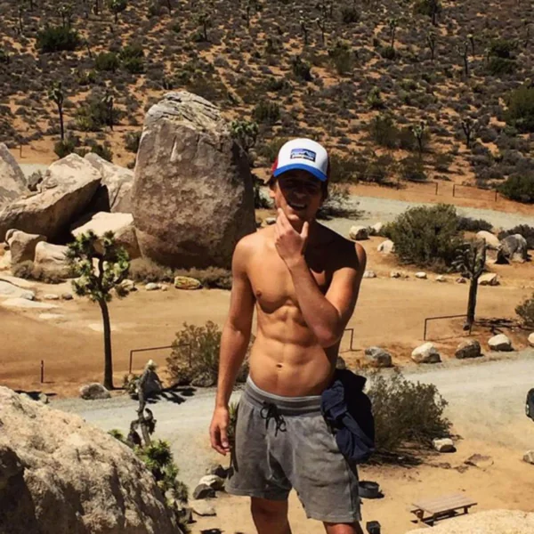 Skyler Gisondo Shirtless 2 Skyler Gisondo Shirtless 2