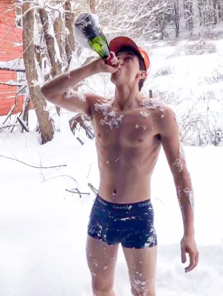 Tom Blyth Shirtless 3