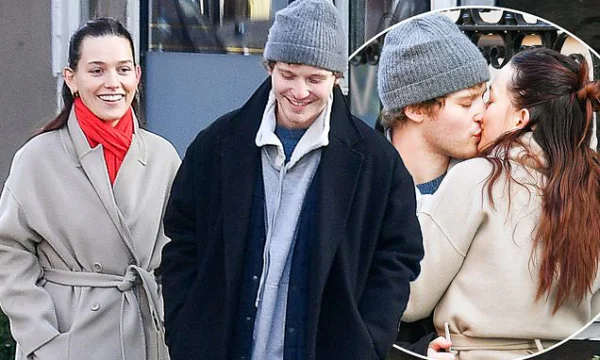 Victoria Pedretti Family Victoria Pedretti Family