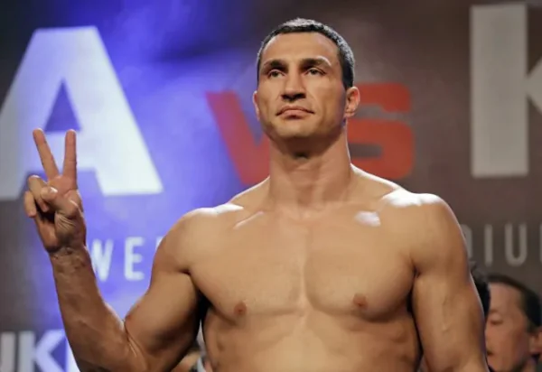 Wladimir Klitschko Shirtless 5