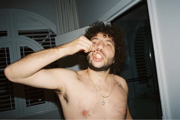 Benny Blanco Shirtless