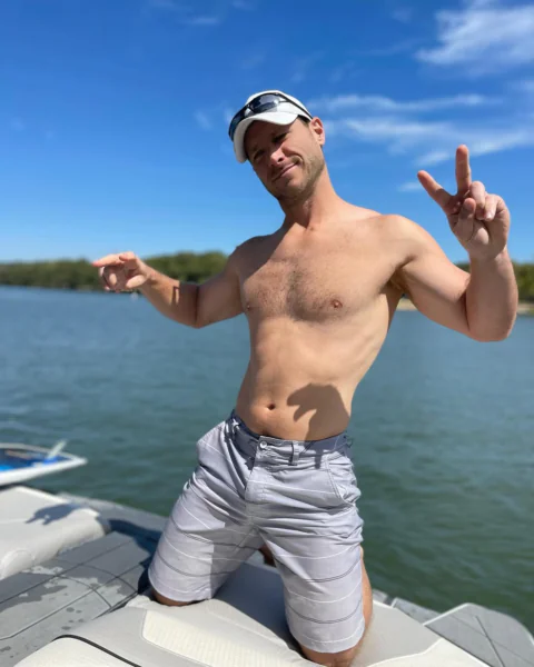 Jake Pavelka Shirtless 2