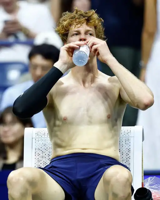 Jannik Sinner Shirtless 3
