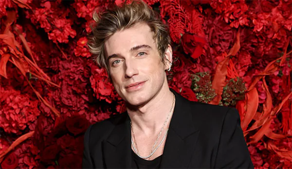 Jeremiah Brent Shirtless 5