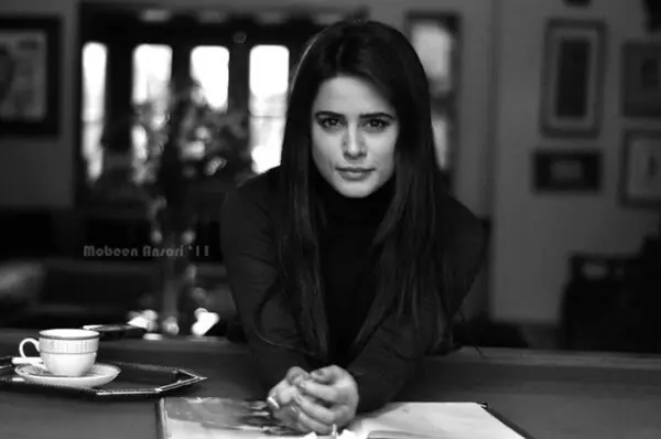 Mehreen Raheel Family 5