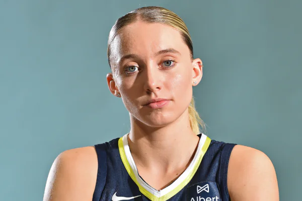 Paige Bueckers Family 4