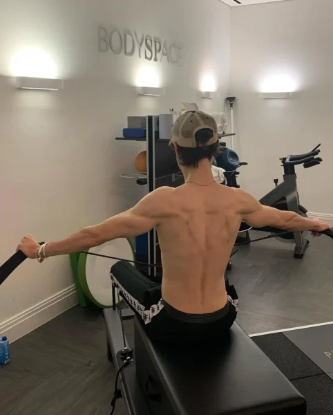 Tom Sturridge Shirtless 4