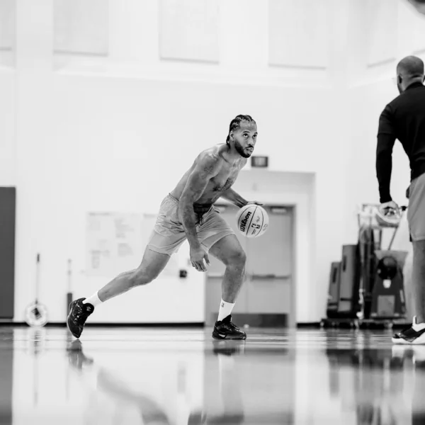 Kawhi Leonard Shirtless 2