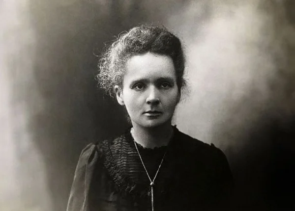 Marie Curie Family 4