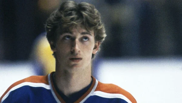 Wayne Gretzky Shirtless 5