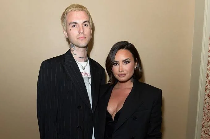 Demi Lovato Family 2