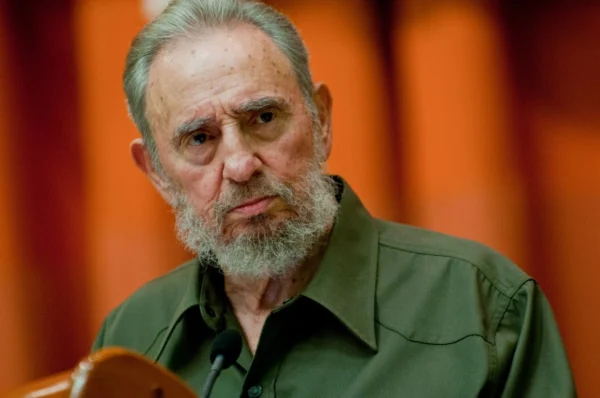 Fidel Castro Shirtless 2