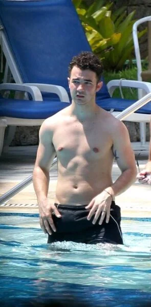 Kevin Jonas Shirtless