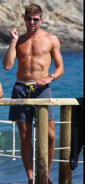 Steven Gerrard Shirtless 3