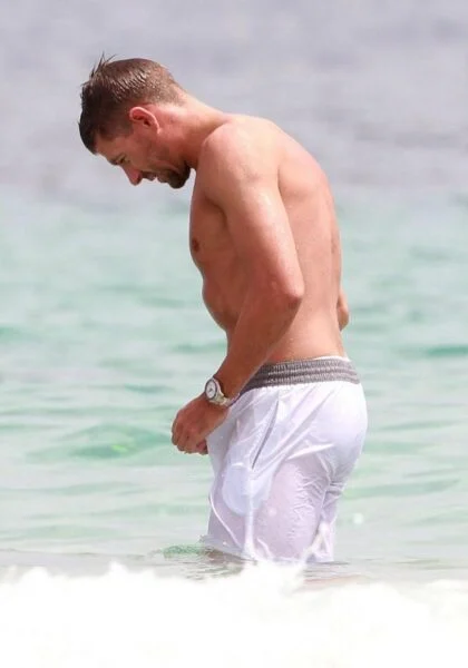 Steven Gerrard Shirtless 5