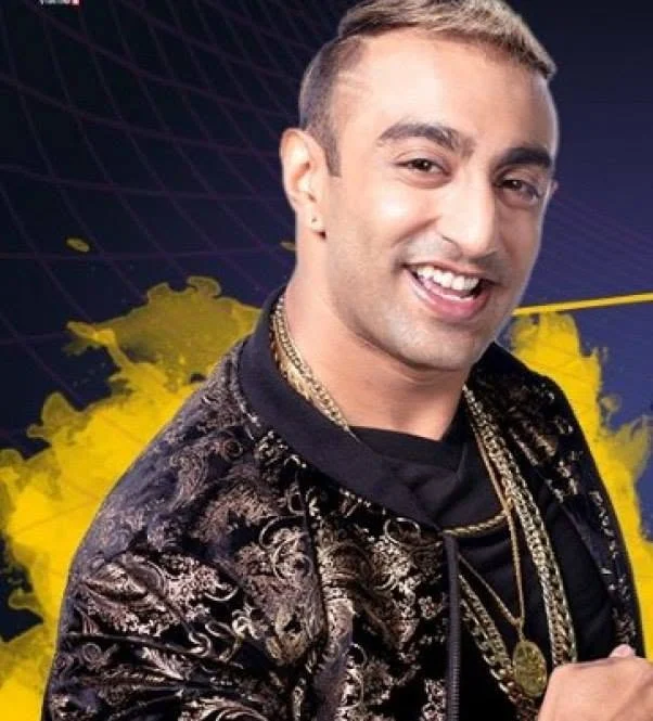 Aakash Dadlani Family 3