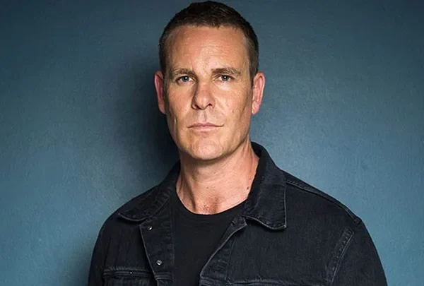 Aaron Jeffery Shirtless 5