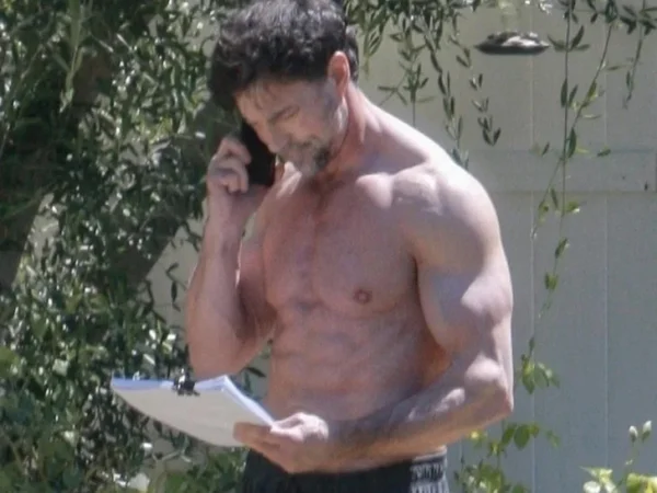 Aaron Phypers Shirtless