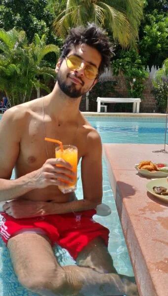 Abdullah Qureshi Shirtless 2 Abdullah Qureshi Shirtless 2