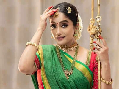Abhirami Venkatachalam Family 3