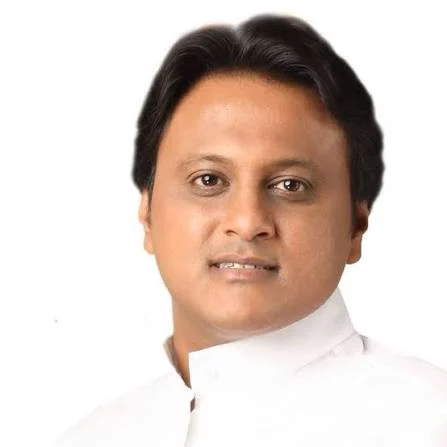 Abhishek Ghosalkar Family 2