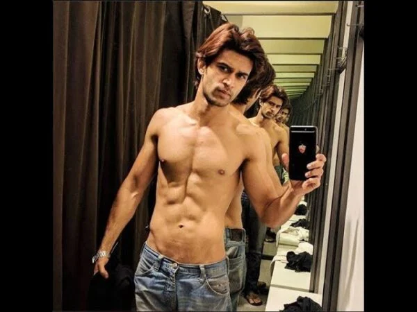 Abijeet Duddala Shirtless Abijeet Duddala Shirtless
