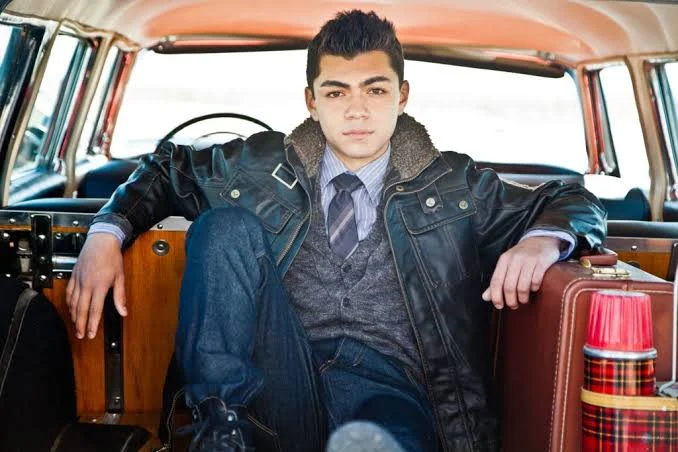 Adam Irigoyen Shirtless 5 Adam Irigoyen Shirtless 5