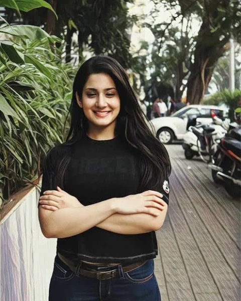 Aditi Rathore Family 4