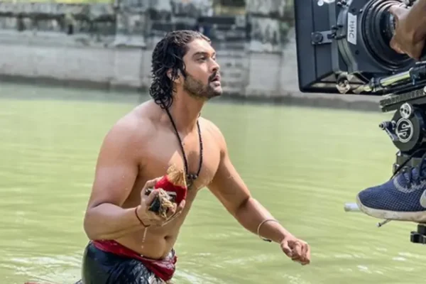 Aditya Redij Shirtless 3
