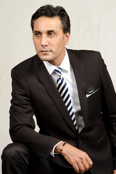 Adnan Siddiqui Family 4