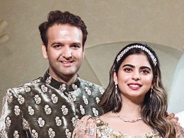 Anand Piramal Family 4