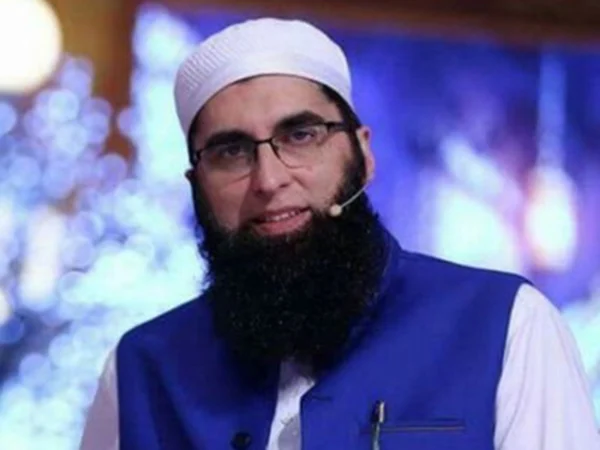 Junaid Jamshed Family 4