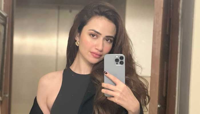Sana Javed Family 5 Sana Javed Family 5